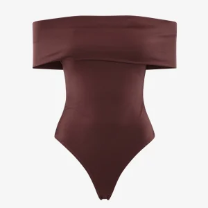Costume intero con scollo Bardot